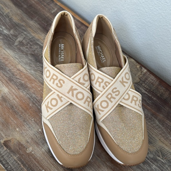 Michael Kors Geena sneakers. Beige and white. Size 9.5. New no box. Never worn. - Picture 3 of 7